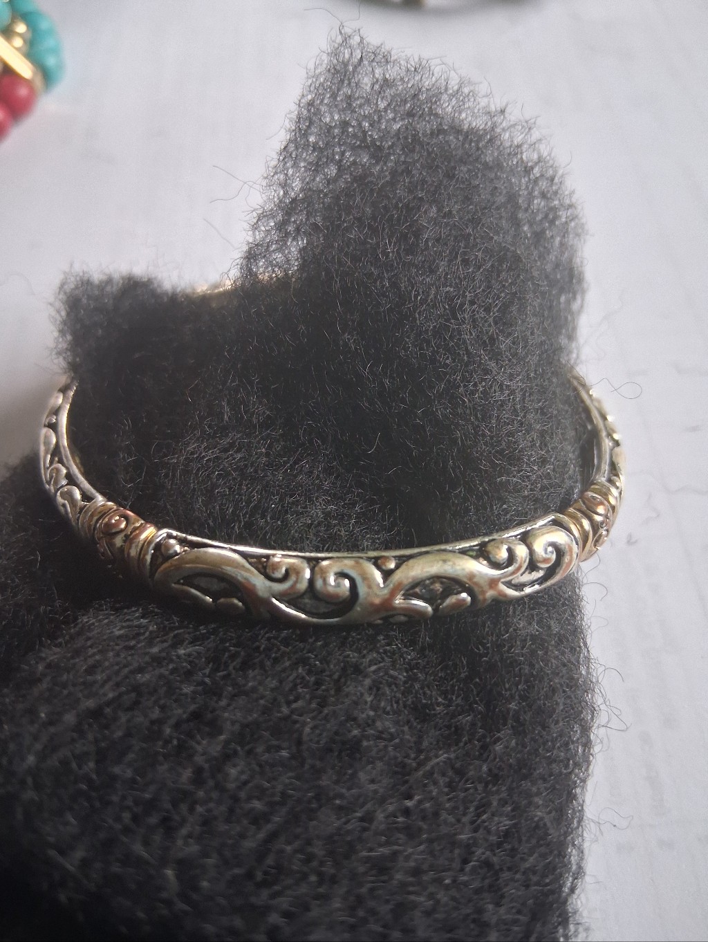 Stertch Silver Scrollwork Bangle Bracelet